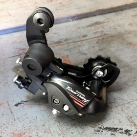 Cambio Shimano TOURNEY 7V RD-AQ70