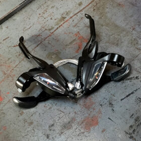 Manija Shimano Shifter int ST-EF500 3x8