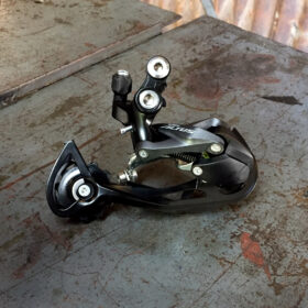 Cambio Shimano ALTUS RD M2000 9v