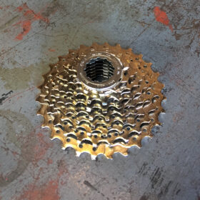 Piñon Shimano 9v HG-400